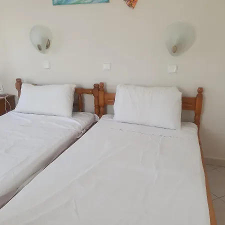 Charis Acharavi Beach Apartment Apartment *